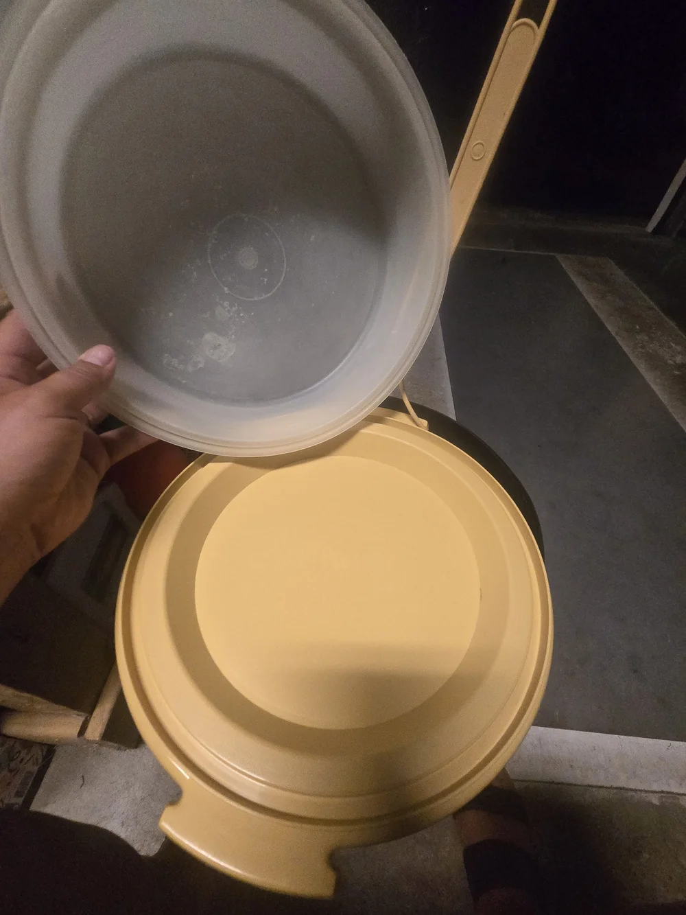 Tupperware Round Plastic Lid in Mustard